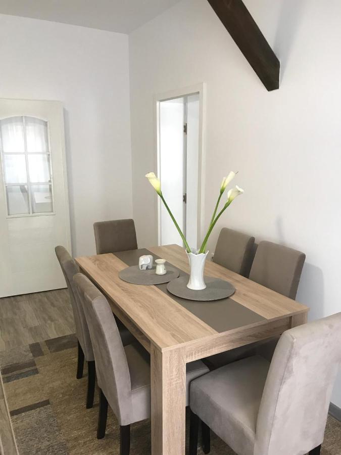 Sweet Dreams Apartment Суботица Екстериор снимка